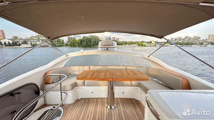 Моторная яхта Princess 49