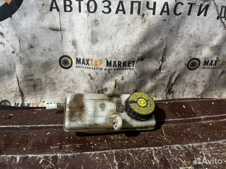 Бачок для тормозной жидкости Peugeot 308 1.6 2009