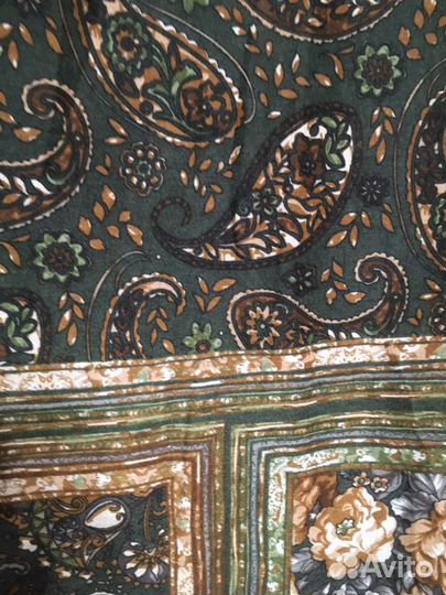 Новый красивый палантин