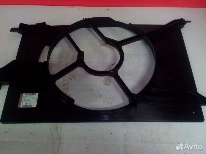 Кожух вентилятора Opel Vectra-C Signum 12755783
