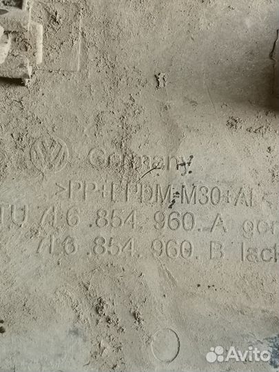 Накладка на крыло Volkswagen Touareg I рестайлинг