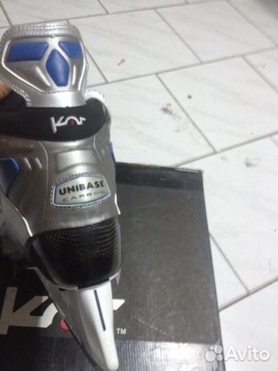 Хоккейные PRO коньки KOR shift 1 SR