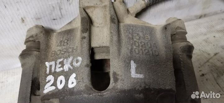 Суппорт передний левый Peugeot 206