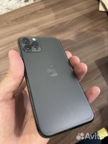 iPhone 11 Pro, 64 ГБ