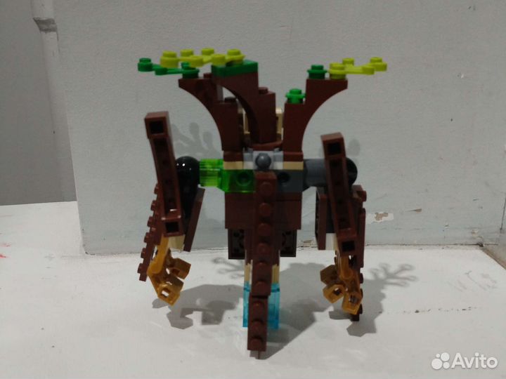 Сборка лего минифигурки, статуэток