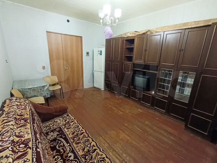 Комната 18 м² в 3-к., 1/3 эт.