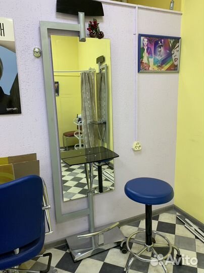 Парикмахерское зеркало