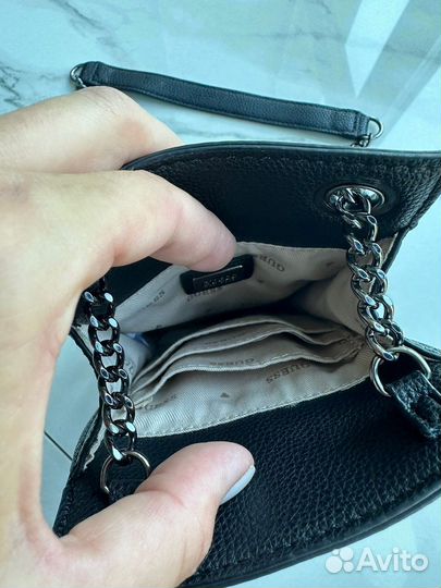 Сумка(чехол) для телефона Guess