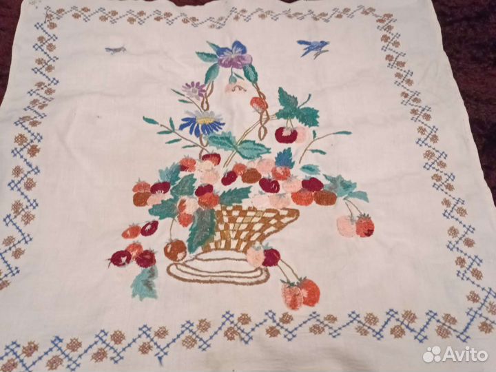 Вышивка гладью салфетка