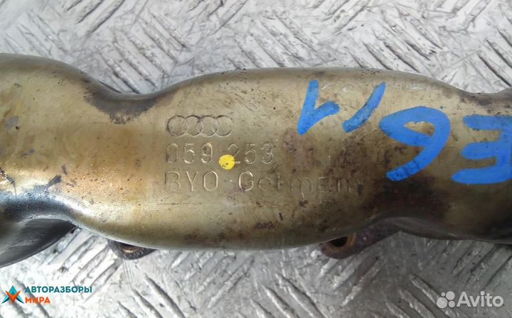 Коллектор выпускной Audi A4 B8/8K 2010