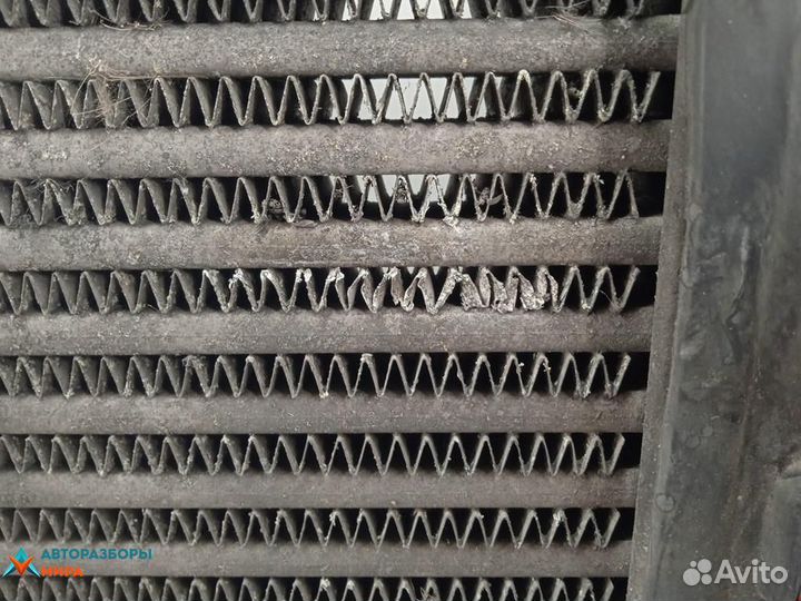 Интеркулер Jeep Cherokee KJ 2003 52079700AB