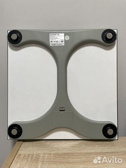 Напольные весы Polaris