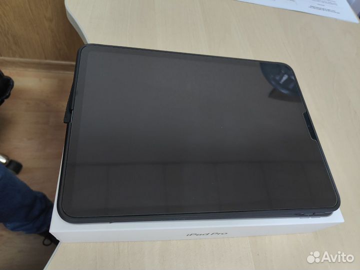 Продам iPad Pro 11 (2-поколения) 1 Tb wifi