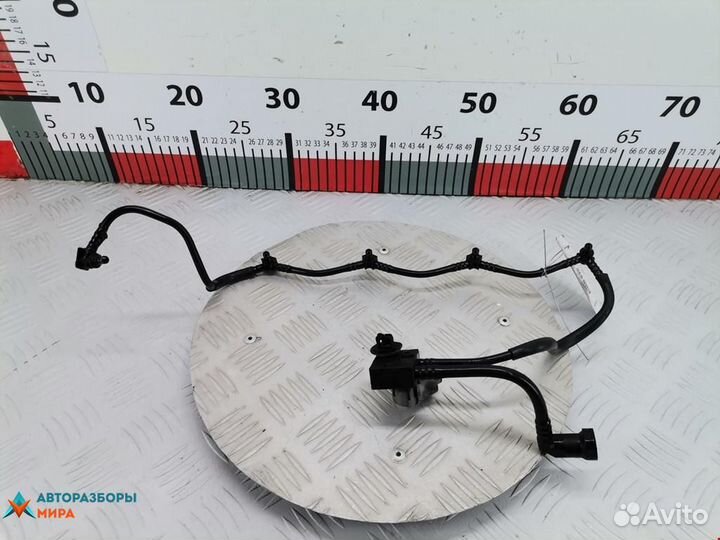 Трубка обратки форсунок Volvo S40 рест. 2001