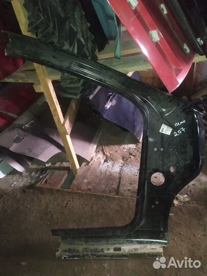 Peugeot 207 дверная стойка передняя левая новая