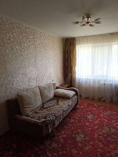 2-к. квартира, 47 м², 1/9 эт.