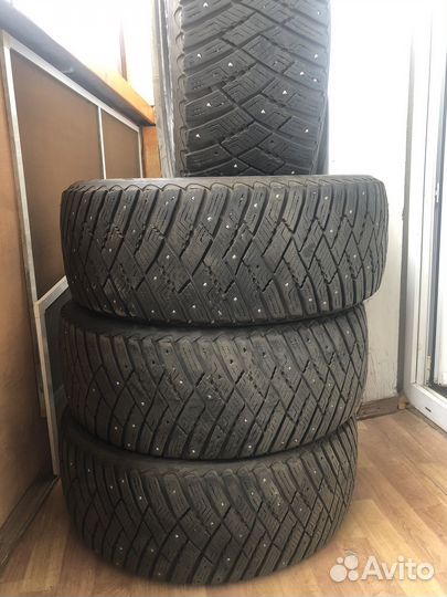 Goodyear Ultra Grip Ice Arctic 2 215/50 R17 95T