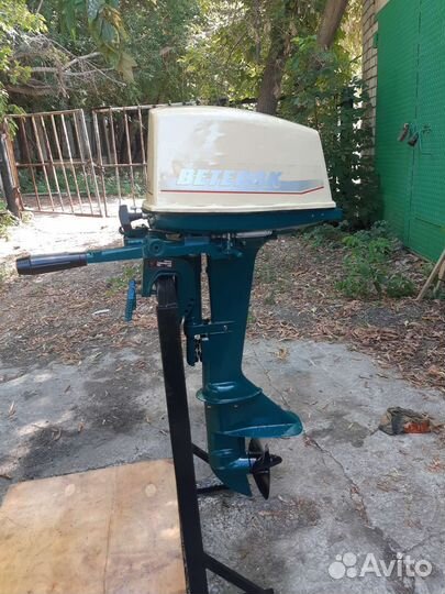 Лодочный мотор Ветерок 12