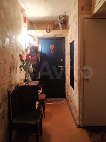 Доля в 2-к. квартире, 48 м², 2/5 эт.