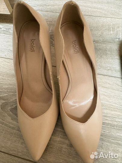 Туфли на каблуке