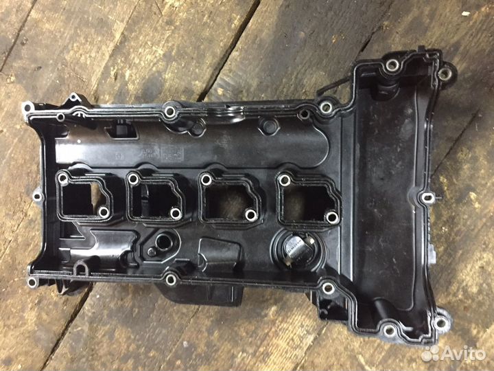 Клапанная крышка м271.860 Мерседес