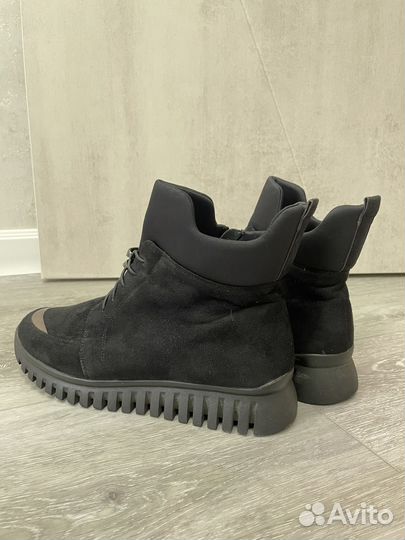 Ботинки осенние женские