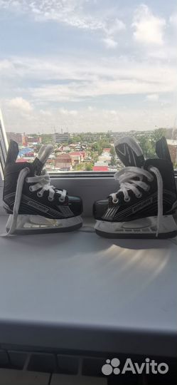 Хоккейные коньки bauer y7r