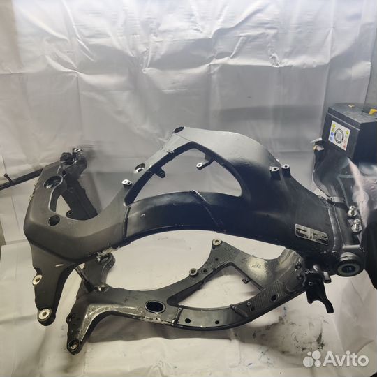 Рама без док honda cbr 1000 rr 06