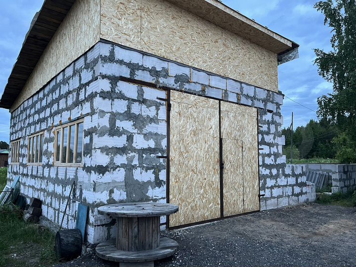 Гараж, > 30 м²