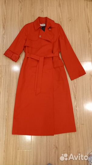 Плащи и тренчи