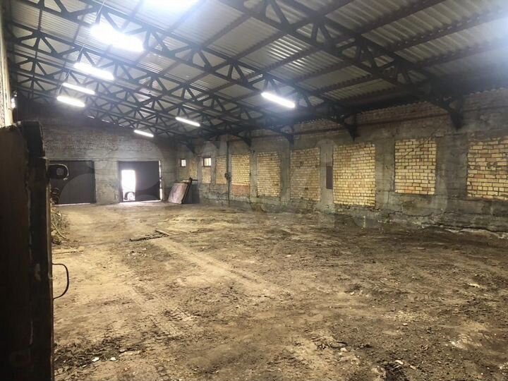 Склад, 370 м²