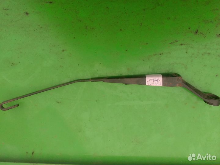 Поводок дворников правый Fiat Albea Фиат Альбеа