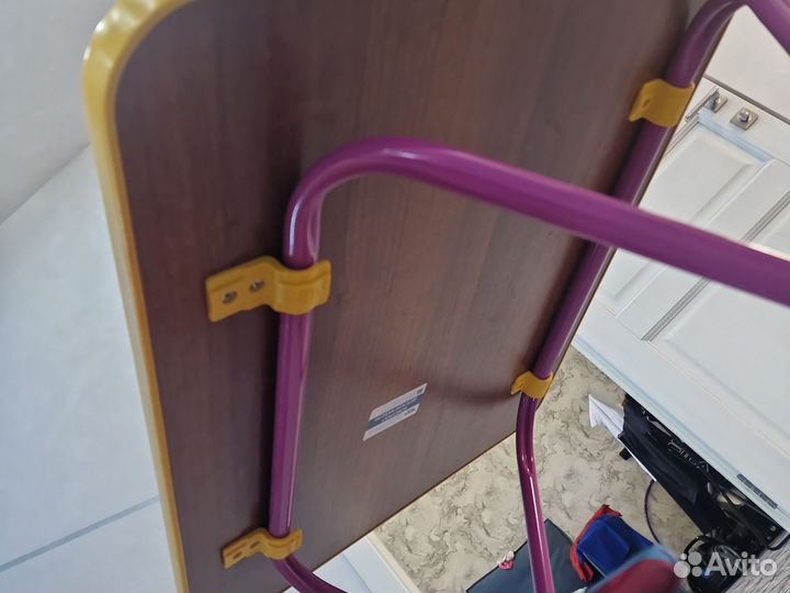 Детский стол и стул