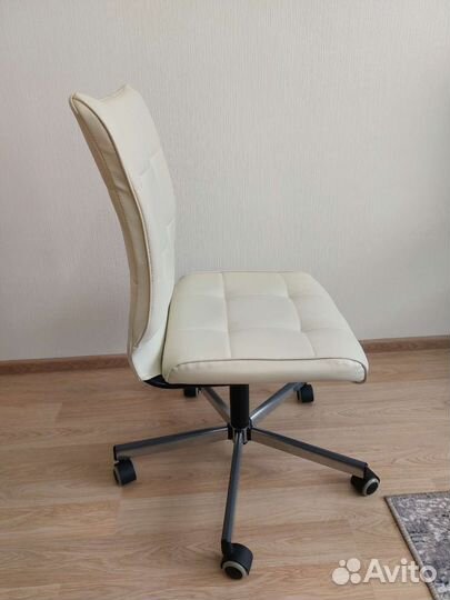 Кресло компьютерное кожаное