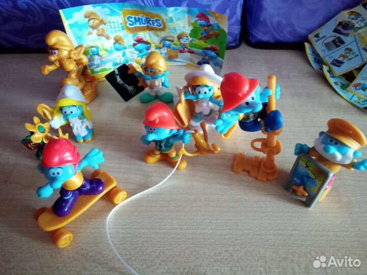 Киндер сюрприз смурфики 2022