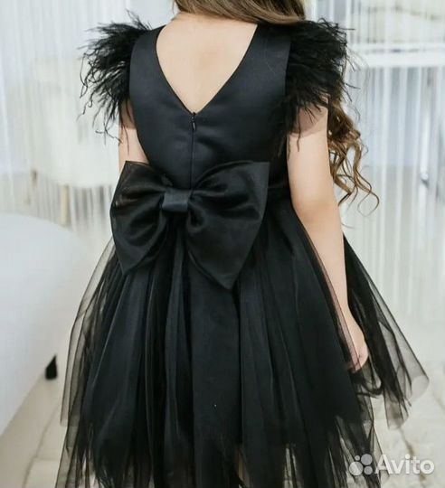 Платье для девочки праздничное пышное 110-116