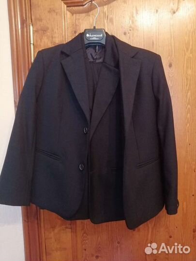 Школьный костюм