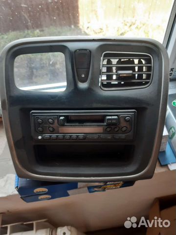 Центральный коньсоль logan 2