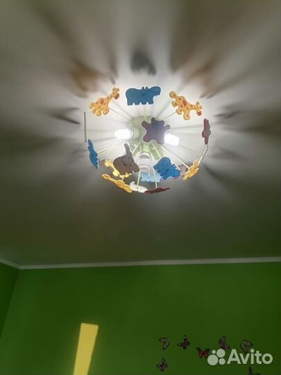 Люстра в детскую комнату