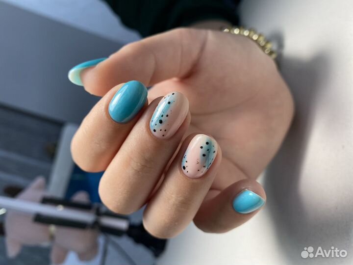 Покрытие ногтей гель-лаком/маникюр/педикюр