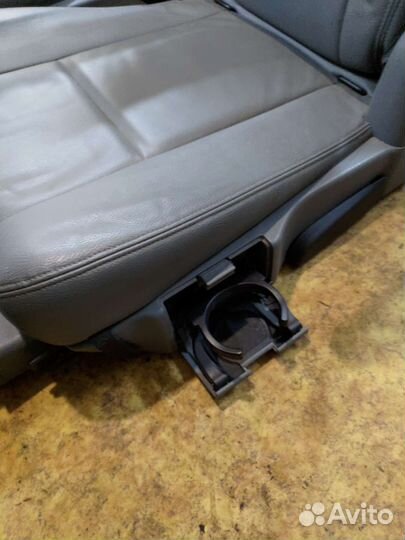 Сиденья 2го ряда Крайслер гранд Вояджер караван 4