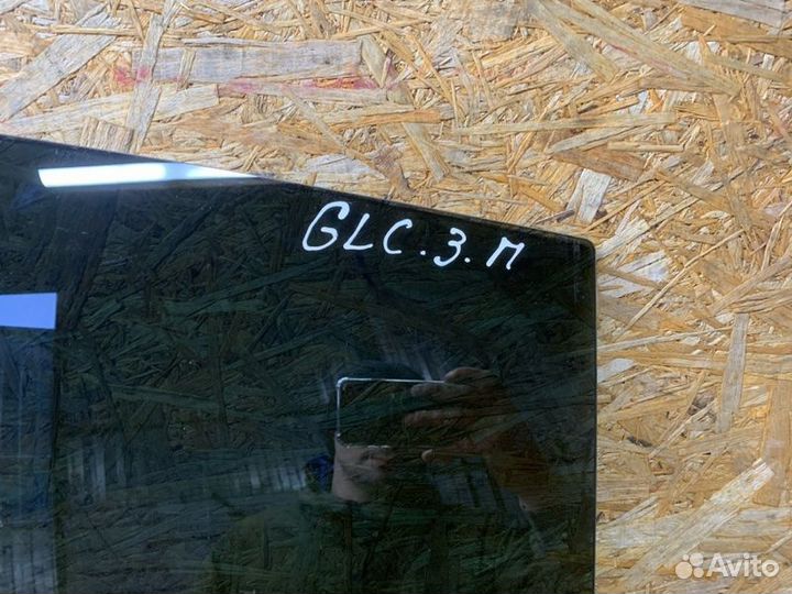 Стекло двери заднее правое Mercedes-Benz Glc-Class