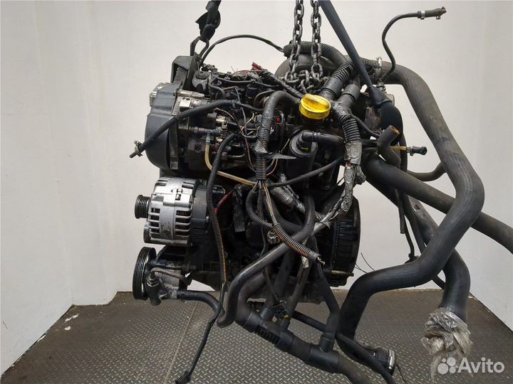 Двигатель Opel Vivaro, 2004