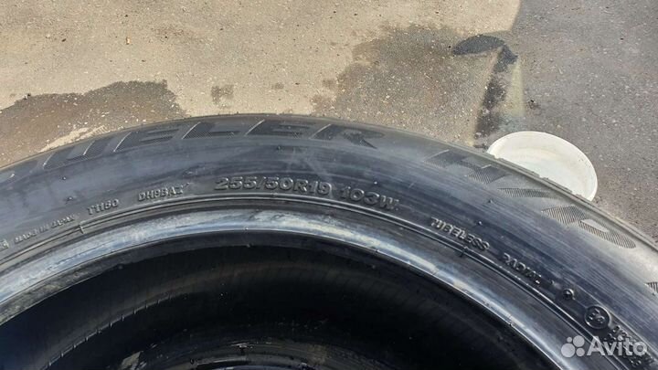 Bridgestone Dueler H/P 255/50 R19