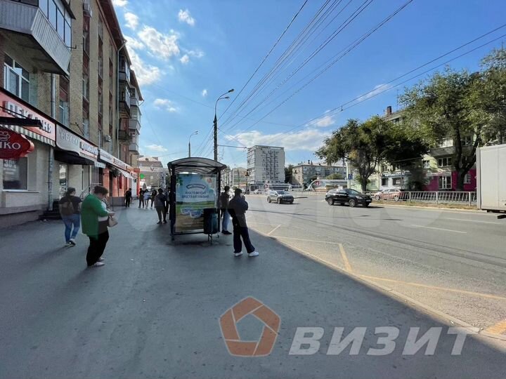 Помещение у станции метро Победа