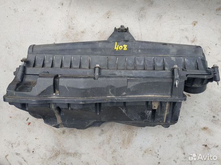 Корпус воздушного фильтра Peugeot 408