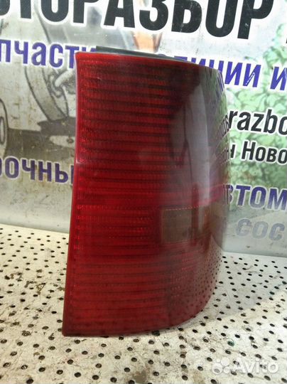 Фонарь задний левый Volkswagen Golf