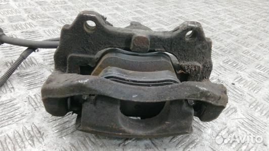 Суппорт тормозной передний левый citroen nemo (89P