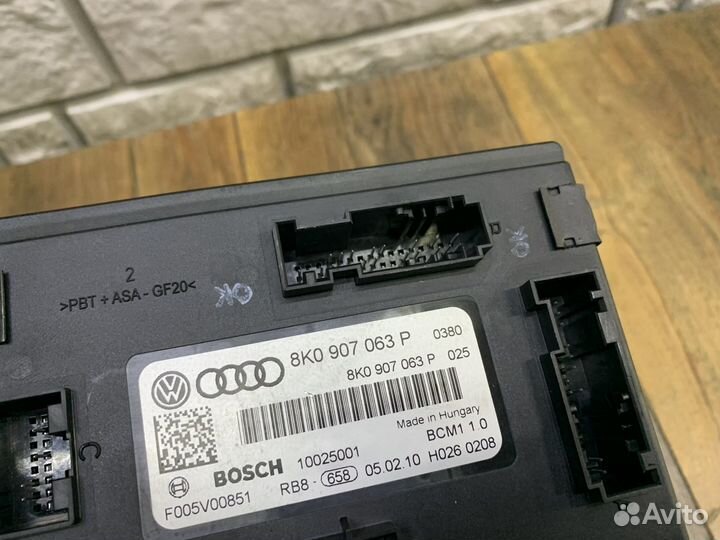 Audi A4 (B8) Блок электронный