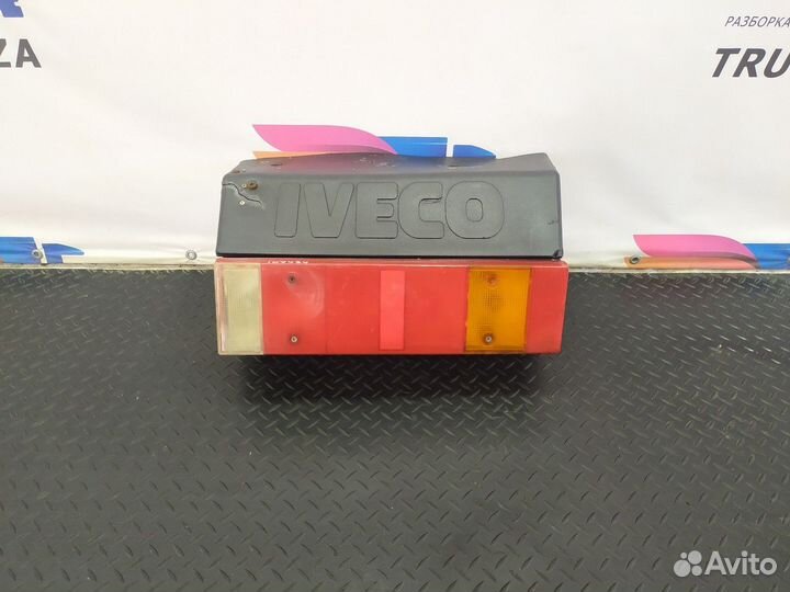 504083205 Фонарь задний правый